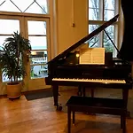 Harmonien Apartahotel